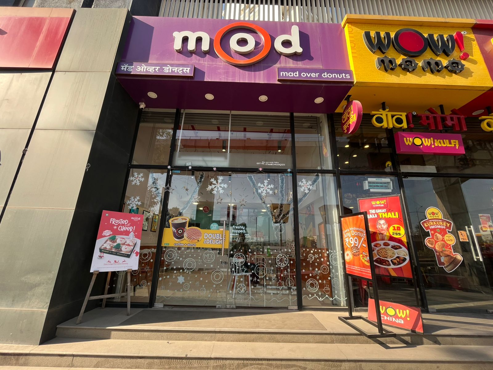 Mad Over Donuts stores